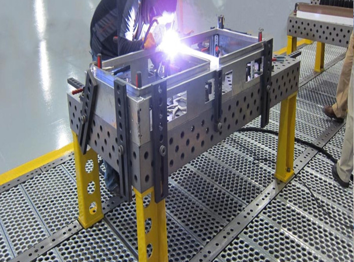 三维柔性工装焊接平台